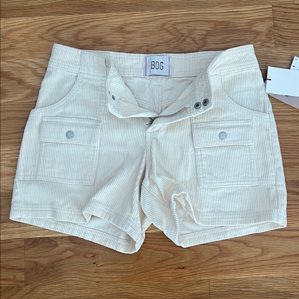 Urban Outfitters BDG Zoey Corduroy Cargo Shorts in Ivory